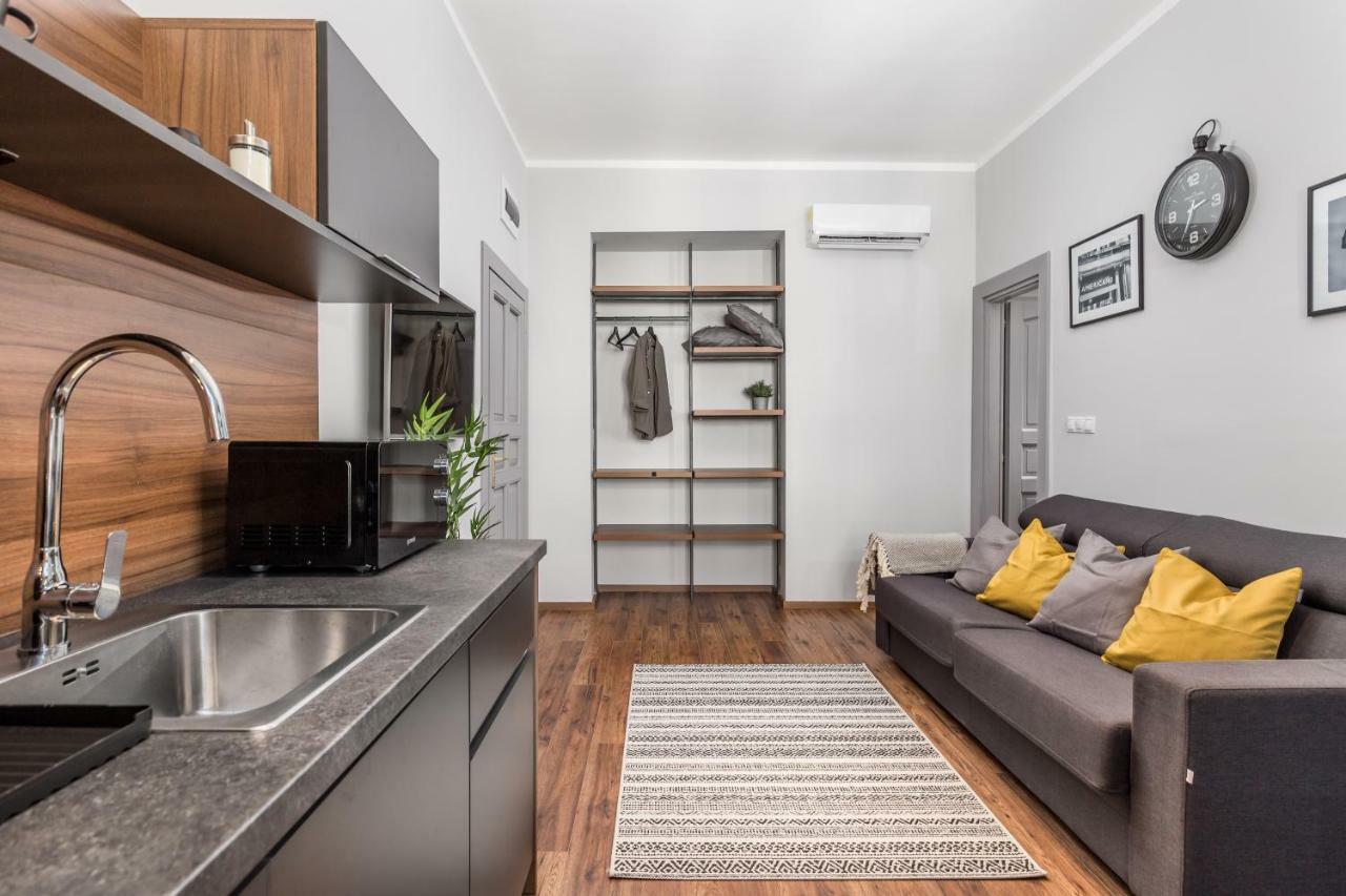 Porto Marina Apartments Rijeka Exterior photo